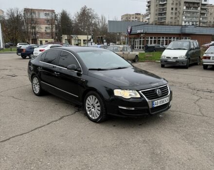 Черный Фольксваген Пассат, объемом двигателя 2 л и пробегом 200 тыс. км за 3199 $, фото 2 на Automoto.ua