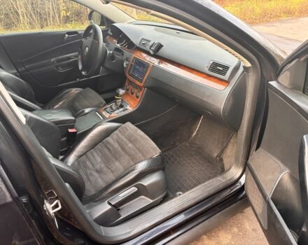 Чорний Фольксваген Пассат, об'ємом двигуна 2 л та пробігом 210 тис. км за 5800 $, фото 4 на Automoto.ua