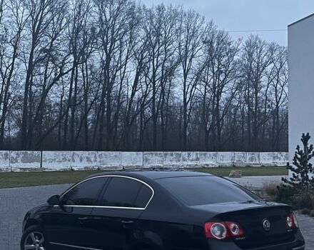 Черный Фольксваген Пассат, объемом двигателя 2 л и пробегом 271 тыс. км за 5750 $, фото 4 на Automoto.ua