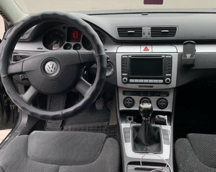 Чорний Фольксваген Пассат, об'ємом двигуна 1.97 л та пробігом 280 тис. км за 6200 $, фото 8 на Automoto.ua