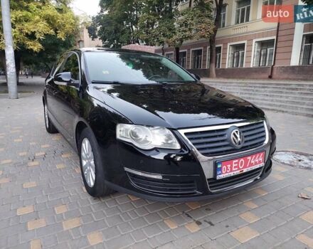 Черный Фольксваген Пассат, объемом двигателя 0 л и пробегом 186 тыс. км за 7777 $, фото 5 на Automoto.ua