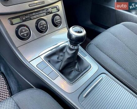 Черный Фольксваген Пассат, объемом двигателя 1.6 л и пробегом 270 тыс. км за 6000 $, фото 8 на Automoto.ua