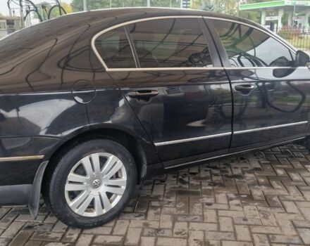 Чорний Фольксваген Пассат, об'ємом двигуна 2 л та пробігом 269 тис. км за 6500 $, фото 1 на Automoto.ua