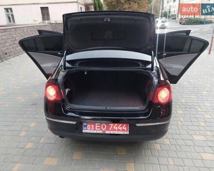 Черный Фольксваген Пассат, объемом двигателя 0 л и пробегом 186 тыс. км за 7777 $, фото 43 на Automoto.ua