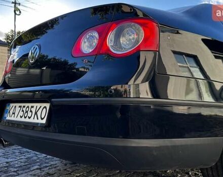Чорний Фольксваген Пассат, об'ємом двигуна 1.8 л та пробігом 211 тис. км за 6500 $, фото 9 на Automoto.ua