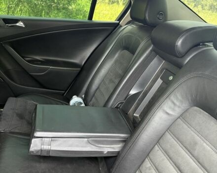 Чорний Фольксваген Пассат, об'ємом двигуна 3.2 л та пробігом 217 тис. км за 4500 $, фото 7 на Automoto.ua