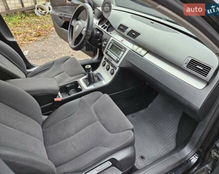 Чорний Фольксваген Пассат, об'ємом двигуна 1.8 л та пробігом 312 тис. км за 6300 $, фото 11 на Automoto.ua