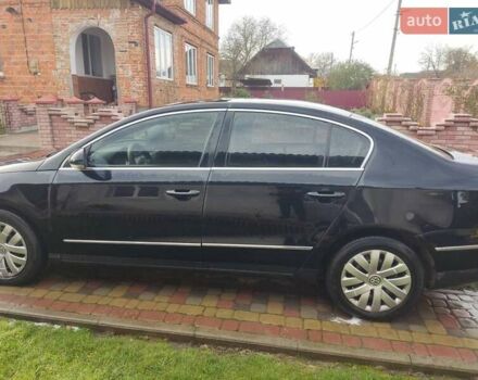 Черный Фольксваген Пассат, объемом двигателя 1.97 л и пробегом 400 тыс. км за 5950 $, фото 7 на Automoto.ua