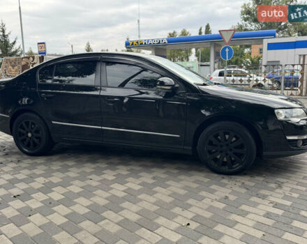 Черный Фольксваген Пассат, объемом двигателя 1.97 л и пробегом 320 тыс. км за 4999 $, фото 5 на Automoto.ua