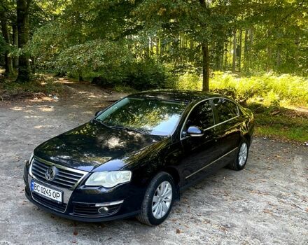 Черный Фольксваген Пассат, объемом двигателя 2 л и пробегом 320 тыс. км за 6800 $, фото 2 на Automoto.ua