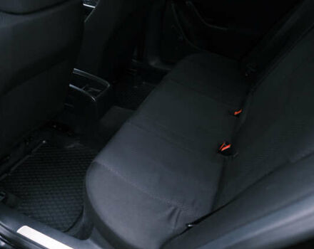 Чорний Фольксваген Пассат, об'ємом двигуна 1.8 л та пробігом 242 тис. км за 5000 $, фото 22 на Automoto.ua