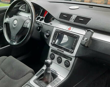 Черный Фольксваген Пассат, объемом двигателя 1.4 л и пробегом 200 тыс. км за 6900 $, фото 29 на Automoto.ua