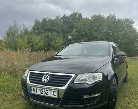 Черный Фольксваген Пассат, объемом двигателя 1.8 л и пробегом 293 тыс. км за 7000 $, фото 1 на Automoto.ua