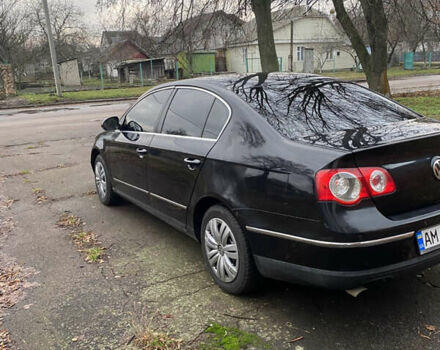 Черный Фольксваген Пассат, объемом двигателя 1.39 л и пробегом 250 тыс. км за 5500 $, фото 4 на Automoto.ua