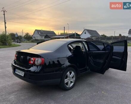 Черный Фольксваген Пассат, объемом двигателя 1.97 л и пробегом 305 тыс. км за 6700 $, фото 18 на Automoto.ua