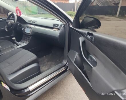 Черный Фольксваген Пассат, объемом двигателя 1.8 л и пробегом 250 тыс. км за 5900 $, фото 19 на Automoto.ua