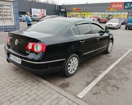 Черный Фольксваген Пассат, объемом двигателя 1.8 л и пробегом 230 тыс. км за 6400 $, фото 6 на Automoto.ua