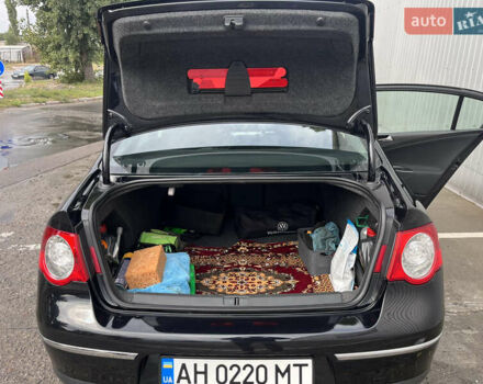 Чорний Фольксваген Пассат, об'ємом двигуна 1.97 л та пробігом 163 тис. км за 7000 $, фото 19 на Automoto.ua