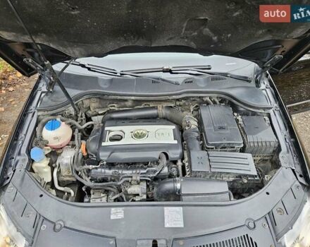 Чорний Фольксваген Пассат, об'ємом двигуна 1.8 л та пробігом 312 тис. км за 6300 $, фото 16 на Automoto.ua