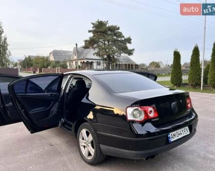 Черный Фольксваген Пассат, объемом двигателя 1.97 л и пробегом 305 тыс. км за 6700 $, фото 16 на Automoto.ua