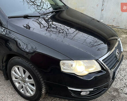 Черный Фольксваген Пассат, объемом двигателя 1.8 л и пробегом 279 тыс. км за 6200 $, фото 30 на Automoto.ua