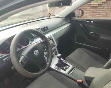 Черный Фольксваген Пассат, объемом двигателя 1.97 л и пробегом 400 тыс. км за 5950 $, фото 14 на Automoto.ua