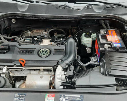 Черный Фольксваген Пассат, объемом двигателя 1.4 л и пробегом 200 тыс. км за 6900 $, фото 47 на Automoto.ua