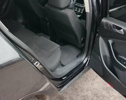 Черный Фольксваген Пассат, объемом двигателя 1.8 л и пробегом 230 тыс. км за 6400 $, фото 11 на Automoto.ua