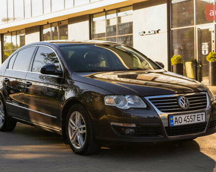 Черный Фольксваген Пассат, объемом двигателя 1.8 л и пробегом 264 тыс. км за 7800 $, фото 8 на Automoto.ua