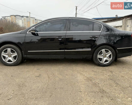 Чорний Фольксваген Пассат, об'ємом двигуна 1.8 л та пробігом 240 тис. км за 5200 $, фото 7 на Automoto.ua