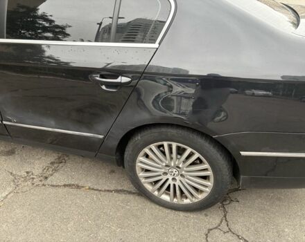 Чорний Фольксваген Пассат, об'ємом двигуна 3.2 л та пробігом 217 тис. км за 4500 $, фото 16 на Automoto.ua