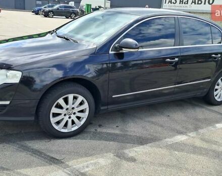 Чорний Фольксваген Пассат, об'ємом двигуна 1.8 л та пробігом 255 тис. км за 7000 $, фото 5 на Automoto.ua