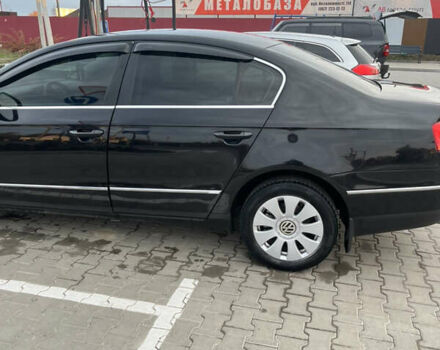 Черный Фольксваген Пассат, объемом двигателя 1.8 л и пробегом 287 тыс. км за 6500 $, фото 8 на Automoto.ua