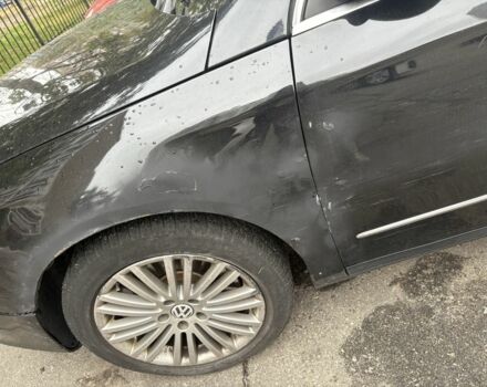 Чорний Фольксваген Пассат, об'ємом двигуна 3.2 л та пробігом 217 тис. км за 4500 $, фото 12 на Automoto.ua