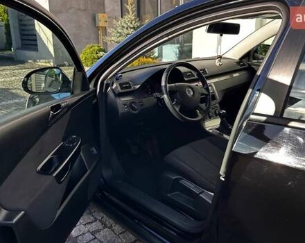 Чорний Фольксваген Пассат, об'ємом двигуна 1.8 л та пробігом 211 тис. км за 6500 $, фото 19 на Automoto.ua