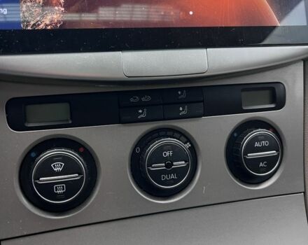 Черный Фольксваген Пассат, объемом двигателя 1.4 л и пробегом 195 тыс. км за 8000 $, фото 15 на Automoto.ua