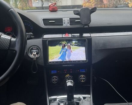 Черный Фольксваген Пассат, объемом двигателя 1.8 л и пробегом 289 тыс. км за 7500 $, фото 1 на Automoto.ua