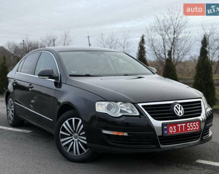 Черный Фольксваген Пассат, объемом двигателя 1.6 л и пробегом 219 тыс. км за 6800 $, фото 1 на Automoto.ua