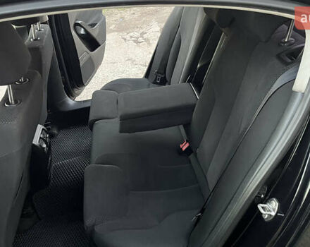 Черный Фольксваген Пассат, объемом двигателя 1.8 л и пробегом 279 тыс. км за 6200 $, фото 25 на Automoto.ua