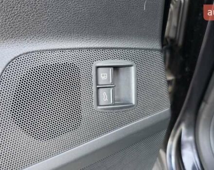 Черный Фольксваген Пассат, объемом двигателя 1.8 л и пробегом 222 тыс. км за 6700 $, фото 30 на Automoto.ua