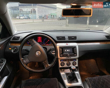 Черный Фольксваген Пассат, объемом двигателя 1.98 л и пробегом 228 тыс. км за 7500 $, фото 14 на Automoto.ua