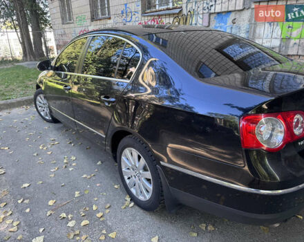 Черный Фольксваген Пассат, объемом двигателя 1.8 л и пробегом 158 тыс. км за 7000 $, фото 6 на Automoto.ua