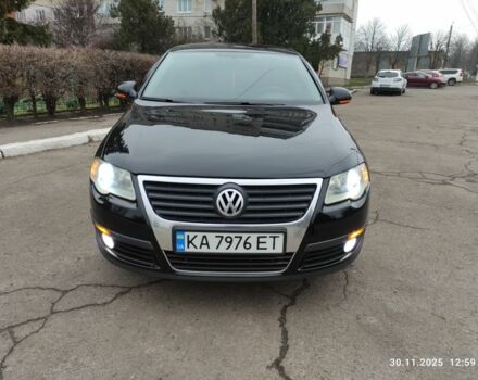 Черный Фольксваген Пассат, объемом двигателя 1.8 л и пробегом 250 тыс. км за 5900 $, фото 10 на Automoto.ua