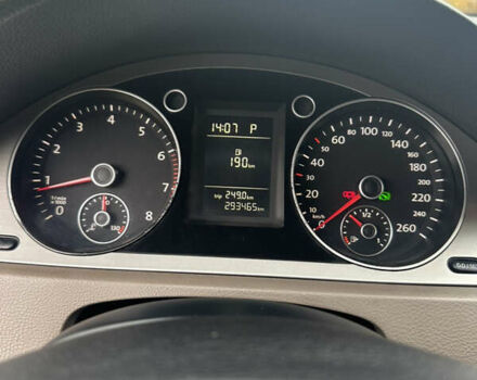 Черный Фольксваген Пассат, объемом двигателя 1.8 л и пробегом 293 тыс. км за 7000 $, фото 16 на Automoto.ua