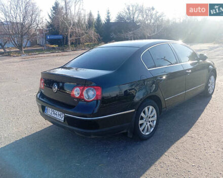 Черный Фольксваген Пассат, объемом двигателя 1.8 л и пробегом 225 тыс. км за 6650 $, фото 2 на Automoto.ua