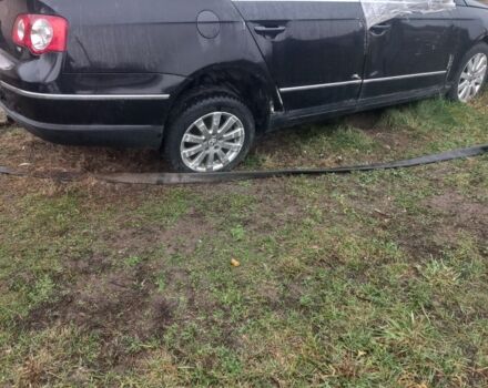 Черный Фольксваген Пассат, объемом двигателя 1.8 л и пробегом 300 тыс. км за 284 $, фото 4 на Automoto.ua