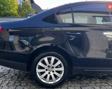 Чорний Фольксваген Пассат, об'ємом двигуна 1.8 л та пробігом 211 тис. км за 6500 $, фото 10 на Automoto.ua