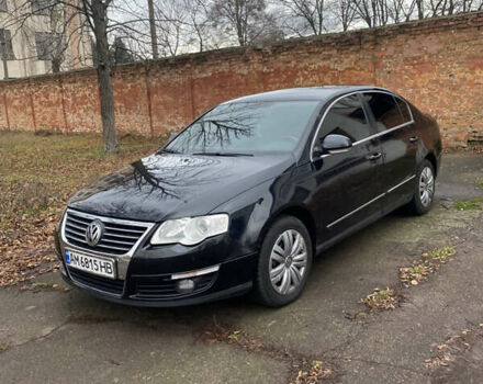 Черный Фольксваген Пассат, объемом двигателя 1.39 л и пробегом 250 тыс. км за 5500 $, фото 1 на Automoto.ua