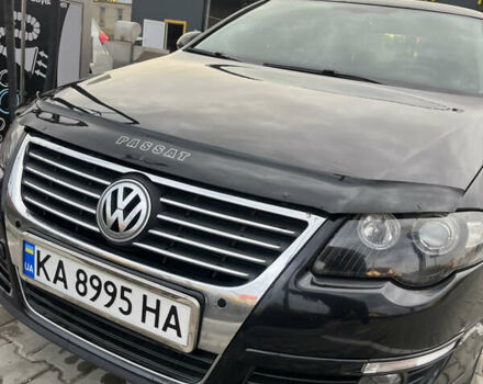 Черный Фольксваген Пассат, объемом двигателя 1.8 л и пробегом 287 тыс. км за 6500 $, фото 4 на Automoto.ua