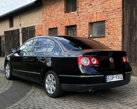 Черный Фольксваген Пассат, объемом двигателя 2 л и пробегом 257 тыс. км за 1950 $, фото 3 на Automoto.ua